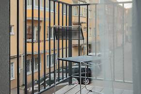 Resume Apartments