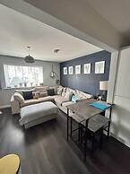 Beautiful 2-bed Apartment in Rhosneigr