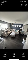 Beautiful 2-bed Apartment in Rhosneigr