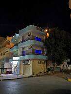 Four Seasons Hostel