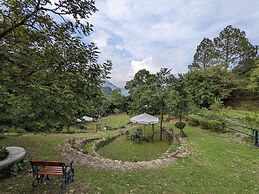 Two Chimney, Gethia, Nainital