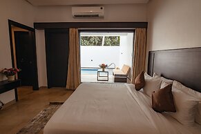 The Saravi Resort