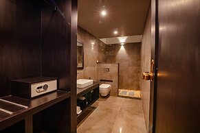 The Saravi Resort