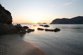 Maeiz Skopelos