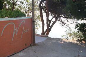 Maeiz Skopelos