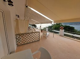 Maeiz Skopelos
