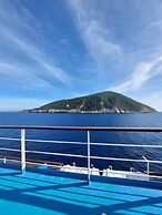 Maeiz Skopelos