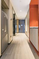 PESHT PREMIER HOTEL