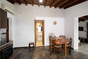 Agrilia Koromili Retreat