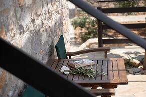 Agrilia Koromili Retreat