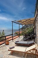 Agrilia Koromili Retreat