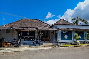 Tanjung Lima Villa Legian