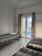 Anna's Studios & Apartments