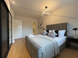 Hydro Apartments