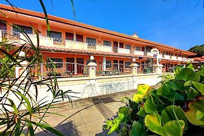 Pf Resort