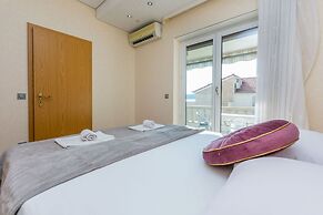 Apartments Tonko