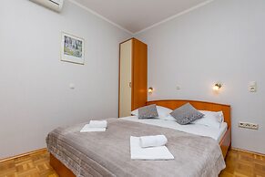 Apartments Tonko