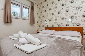 Apartments Tonko