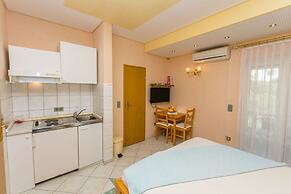 Apartments Tonko