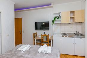 Apartments Tonko