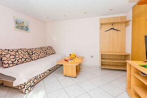 Apartments Tonko