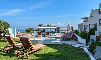 Yria Beach Hotel