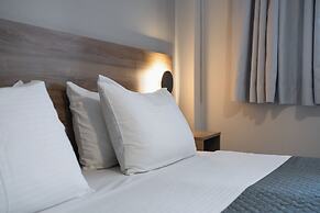 Yria Beach Hotel