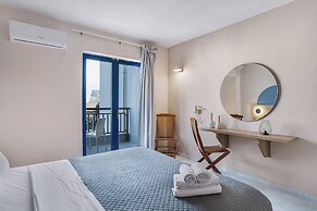 Yria Beach Hotel
