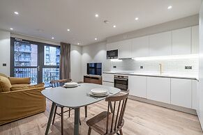 Smart North London Apartment