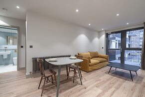 Smart North London Apartment