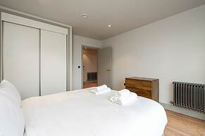 Smart North London Apartment