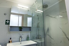 Modern Cozy 1 Bd Piraeus Perfection Apt