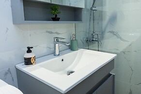 Modern Cozy 1 Bd Piraeus Perfection Apt