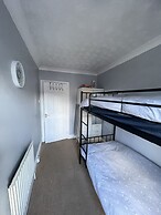 March-2bed Apt - Family Friendly - Pet Friendly