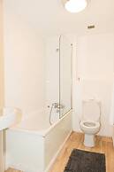 2 Bedroom Apartment Warrington