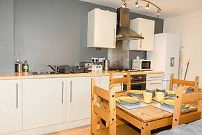 2 Bedroom Apartment Warrington