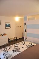 Demivie Guesthouse