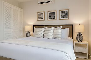South Point Hotel