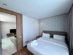 Stay'Inn - Anfa Flores