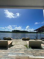 Pura Natura Riverside