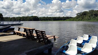 Pura Natura Riverside