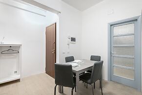 Alessia's Flat - Fantoni