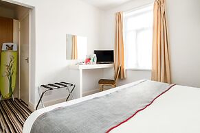 Commercial Hotel