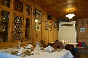Hotel Alpina Parpan