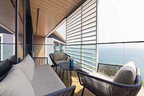 Sea View 2BR Bluewaters