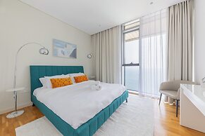 Sea View 2BR Bluewaters