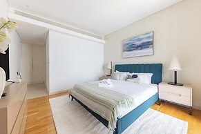 Sea View 2BR Bluewaters