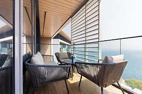 Sea View 2BR Bluewaters