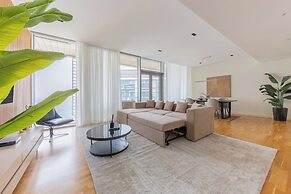 Sea View 2BR Bluewaters