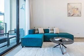 Sea View 2BR in Port de La Mer
